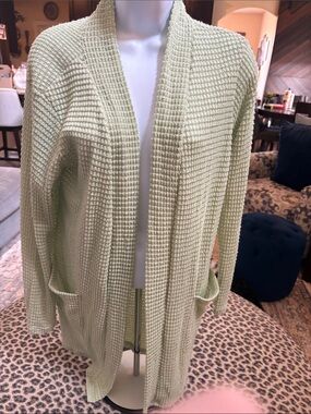 Open-Front Waffle Knit Cardigan in Pale Green